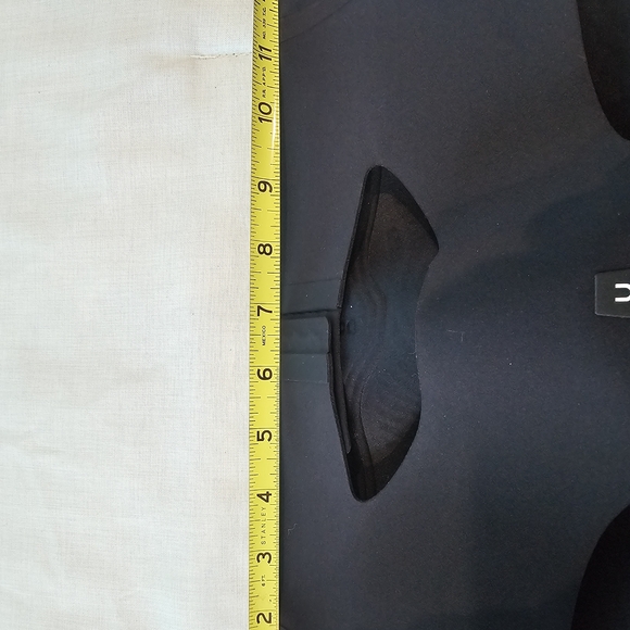 On Running Black Sports Bra Size S - Picture 4 of 4